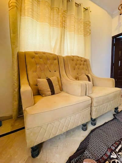 7 seater sofa set.