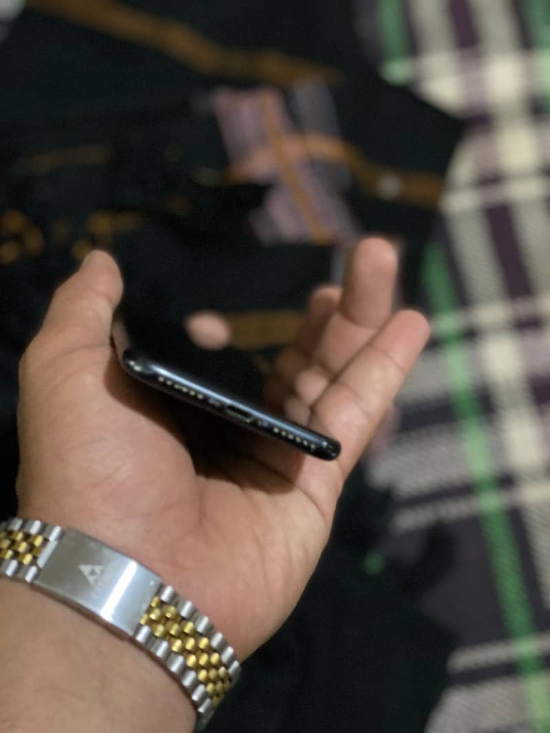 Apple iPhone 7 5