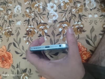 Infinix Hot 60i 6 +6 128 h full box h 0301 4864447