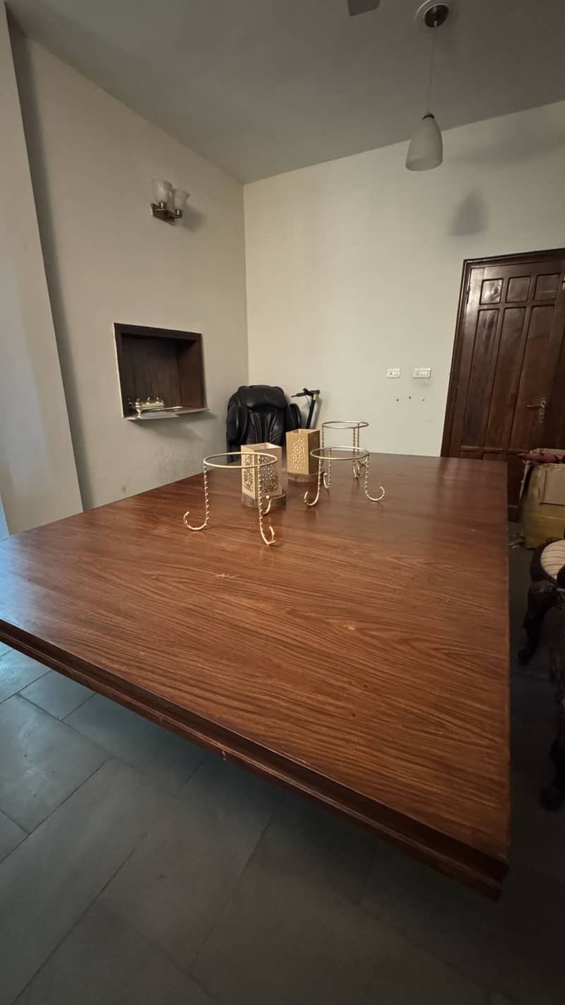 Dinning table 10 men 1