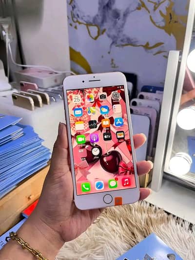 Iphone 7plus PTA approved 128gb My Whatsapp number 0320-19-06-573