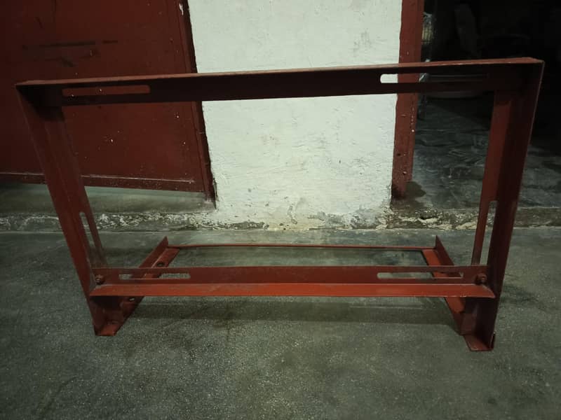 AC Wall Stand 0