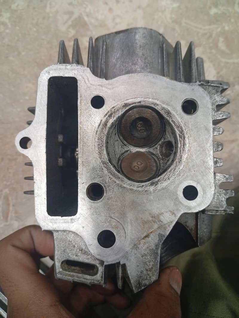 cd 70 head 1