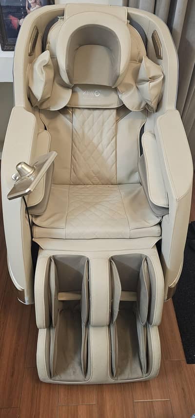 Massaging Chair