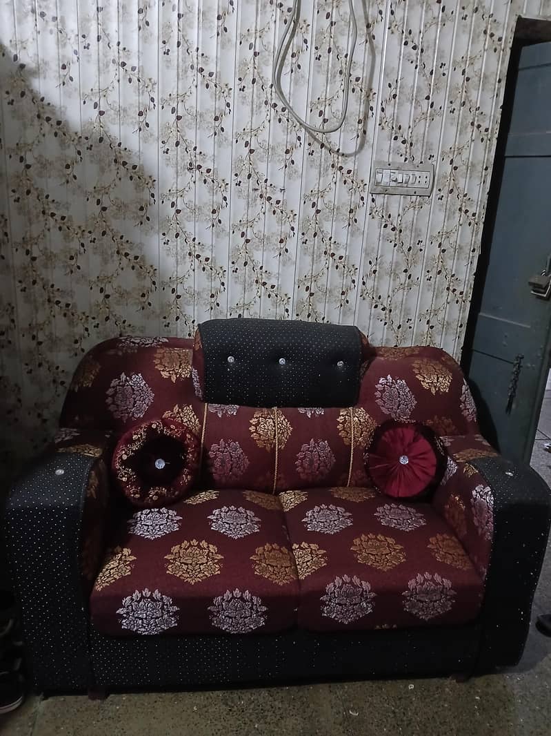 Sofa set 0