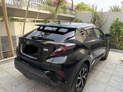 Toyota chr G led 2017 model