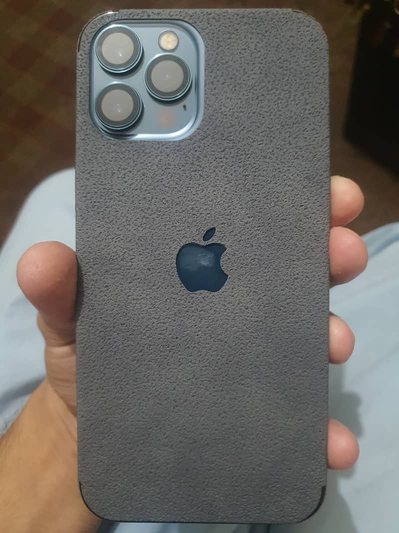 Apple iPhone 12 Pro Max 1