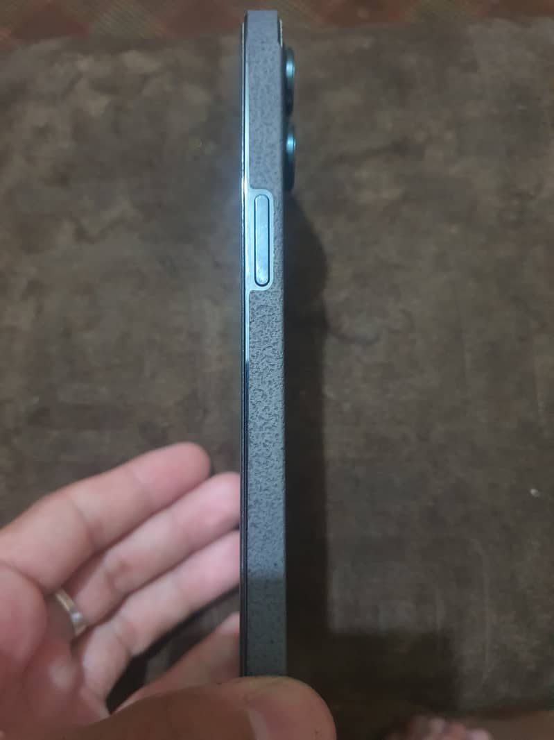 Apple iPhone 12 Pro Max 2