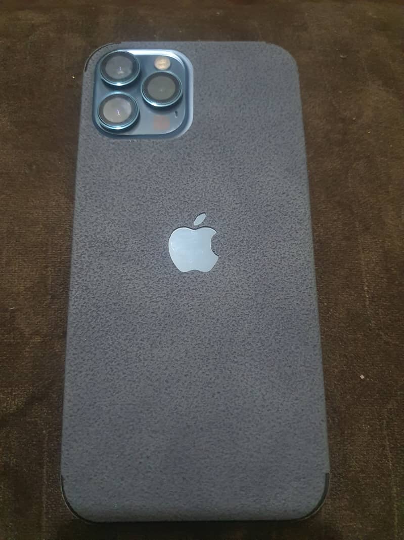 Apple iPhone 12 Pro Max 4