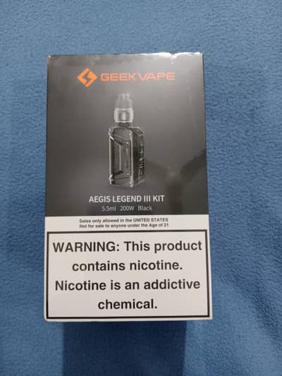 GeekVape Aegis Legend III Vape Kit 200W Black with Berry E-Liquid Free