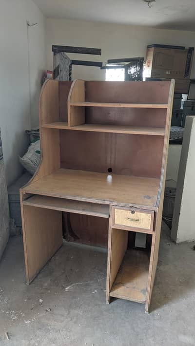 Computer/Study Table
