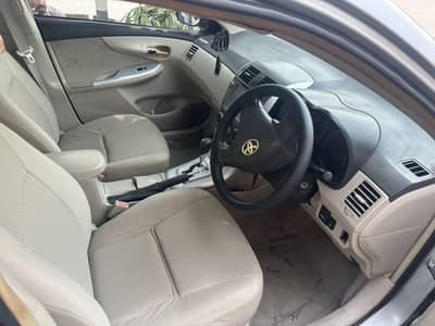 Toyota Corolla GLI 2011