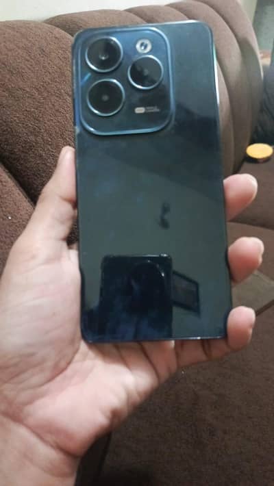 Infinix Hot 40 Black Color
