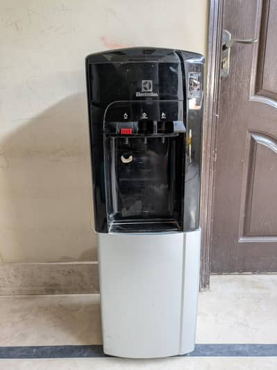 Water Dispenser ( Hot, Cool, Normal )
