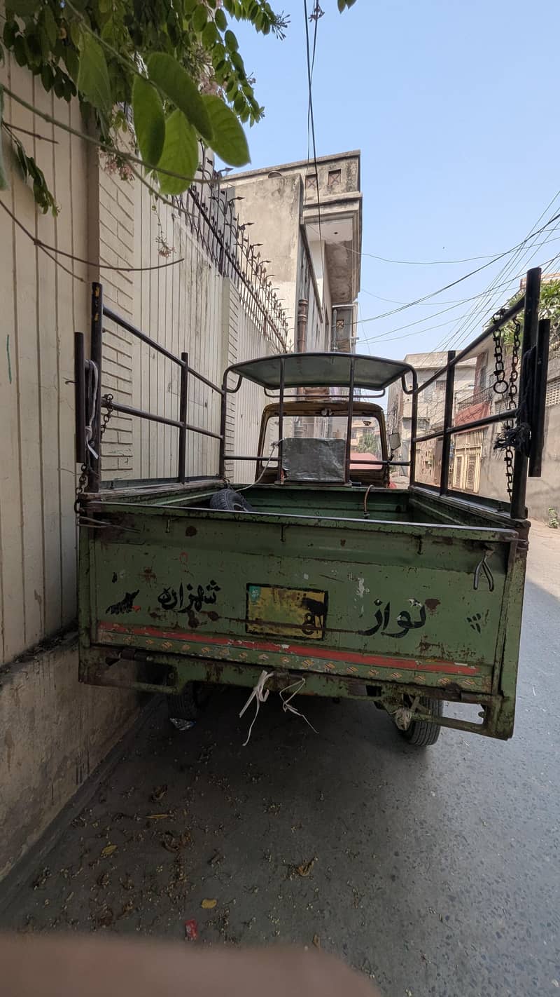 Loader Rickshaw 2