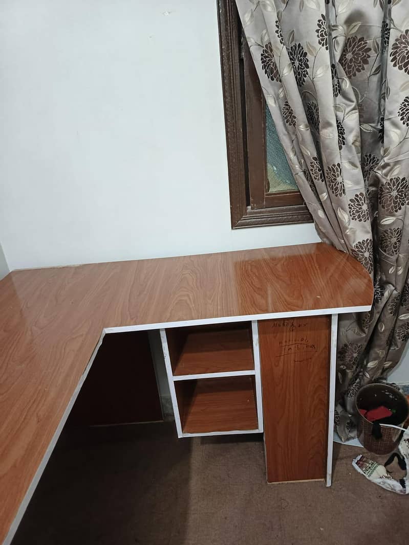 L Shape Study Table / Computer Desk / Office Table 2