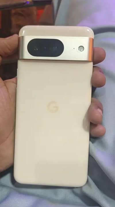 Google Pixel 8