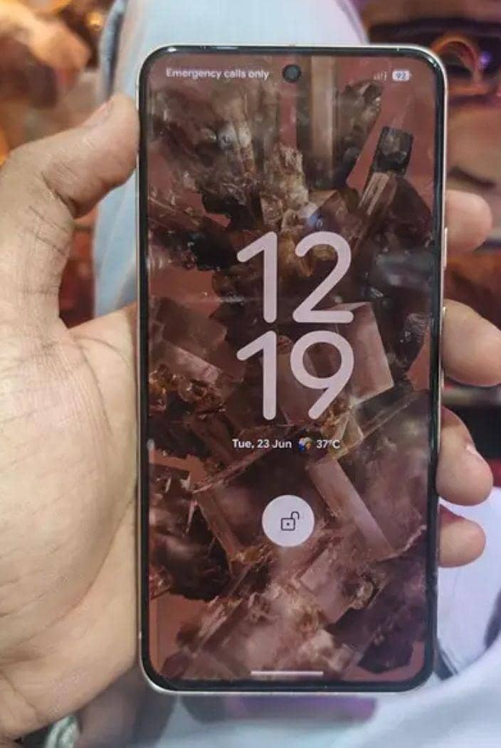 Google Pixel 8 3