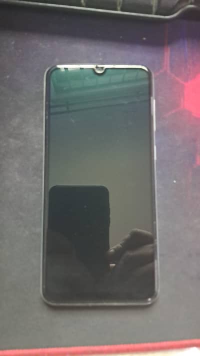 Samsung Mobile A30 4GB 64GB Mint Condition