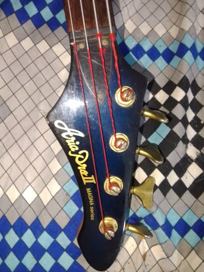 aria praii guitar for sale karna hai g