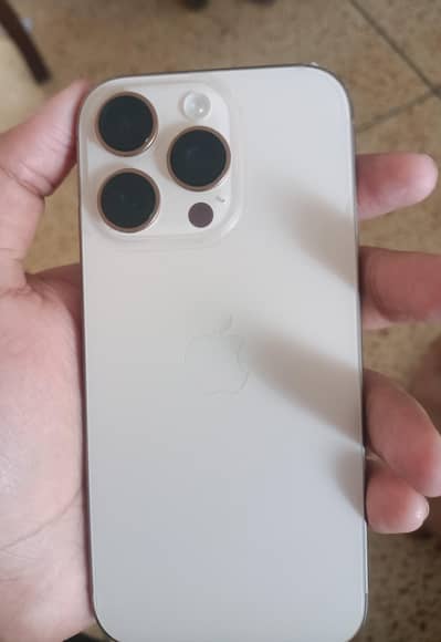 Apple iPhone 16 Pro