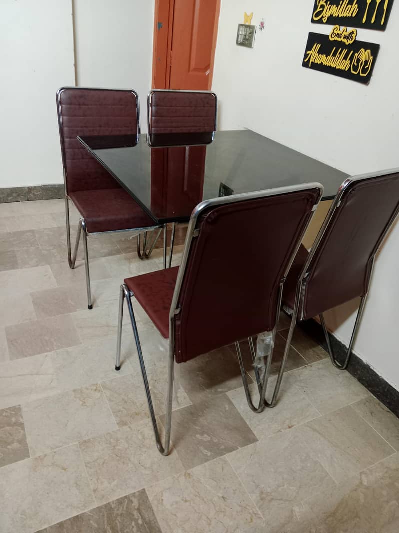 dying table 0