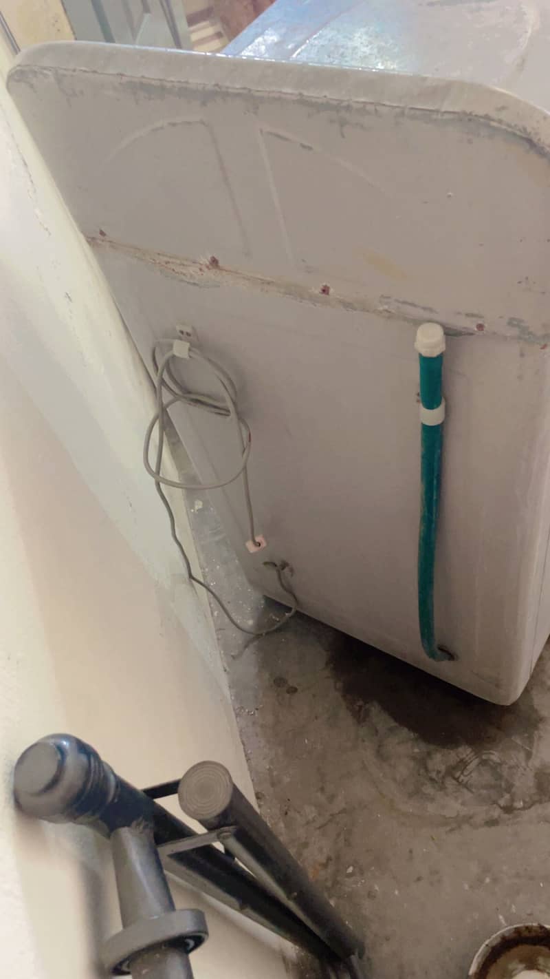 Washing Machine 4