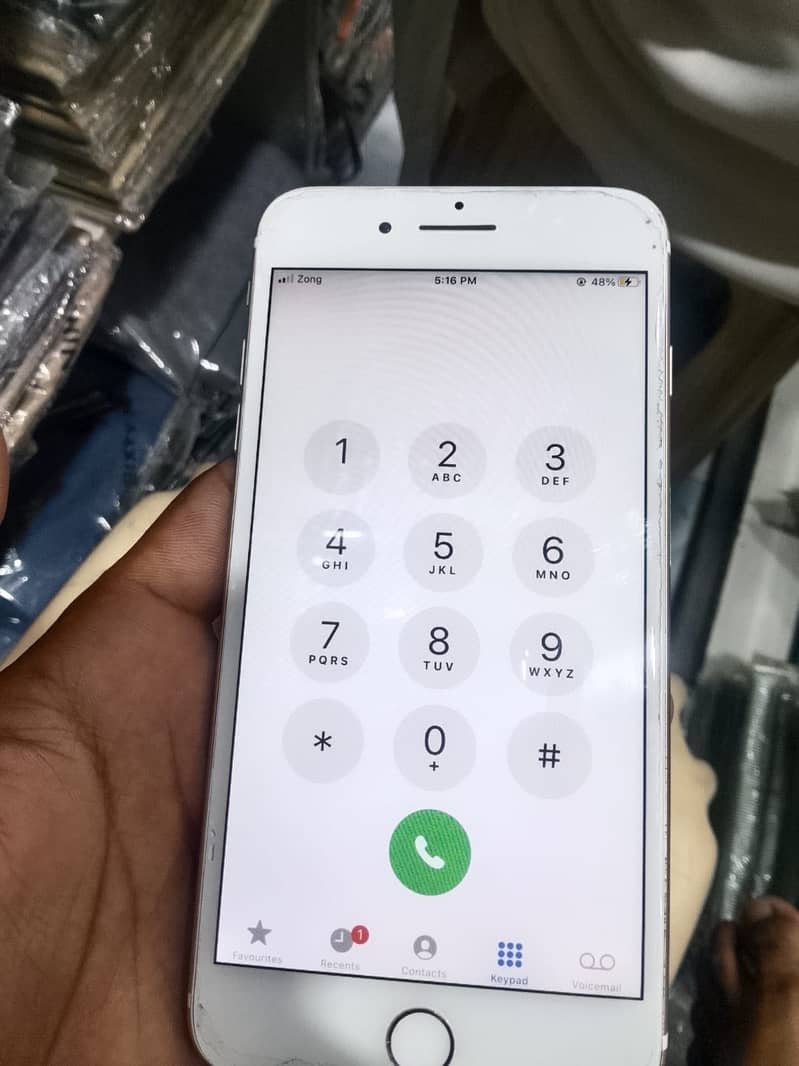Apple iPhone 7 Plus 1
