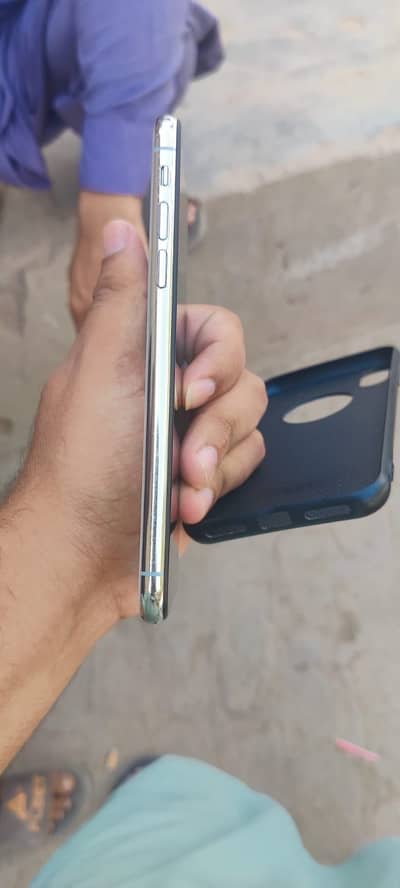 Apple iPhone XS