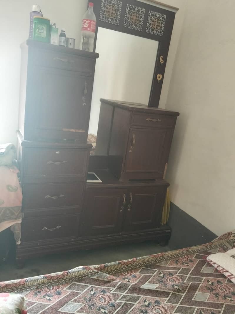 bed and dressing table 1
