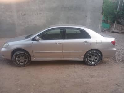 Toyota Corolla SE salooon 2004 model registration 2005