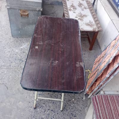 Dinning table for sale