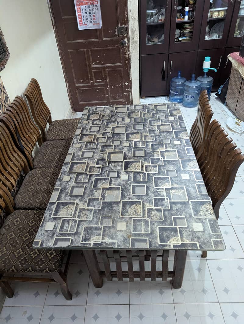 Dining Table 0