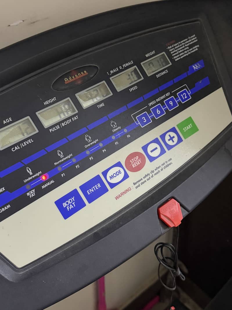 Automatic Treadmill - Excellent Condition 5