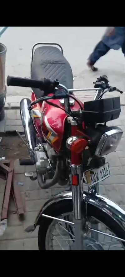 bike for sale Honda 125 CG model 2025 February month good condition