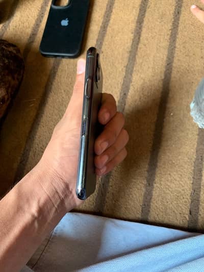Apple iPhone 11 Pro