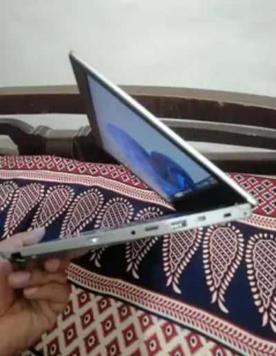 Lenovo ThinkPad 8th Generation fast speed core i5 Silver Metal laptop
