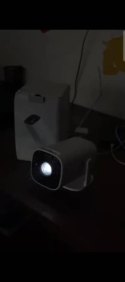 Portable Mini Projector – Excellent Condition