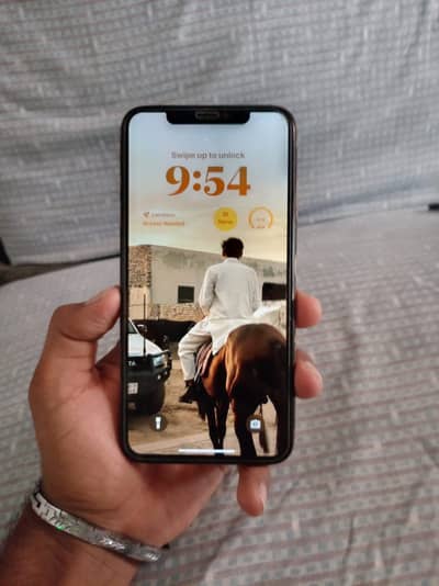 Apple iPhone XS Max for urgent sale not any fault