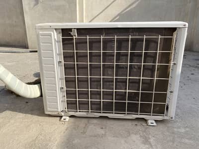 Electrolux 1.5 Ton Dc Inverter.