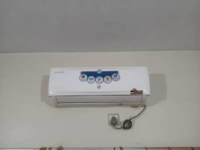 PEL 1 TON AC (NON -INVERTER)