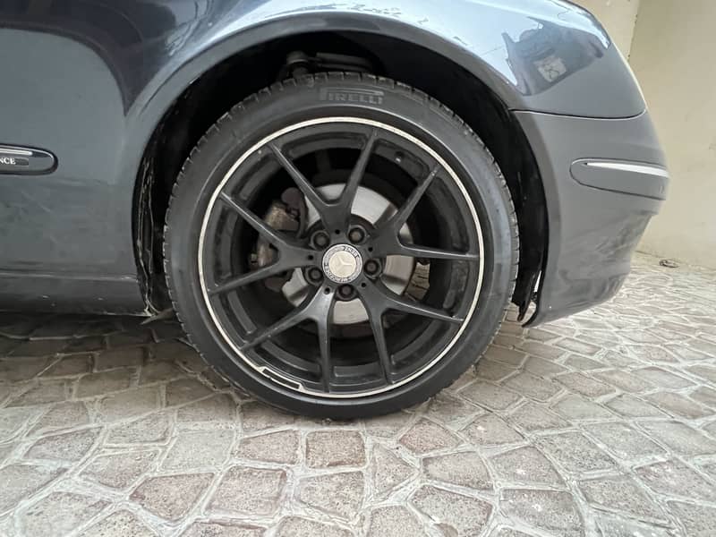 Mercedes E Class 2004 1