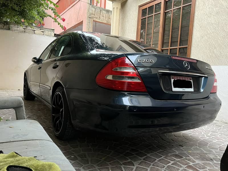 Mercedes E Class 2004 3