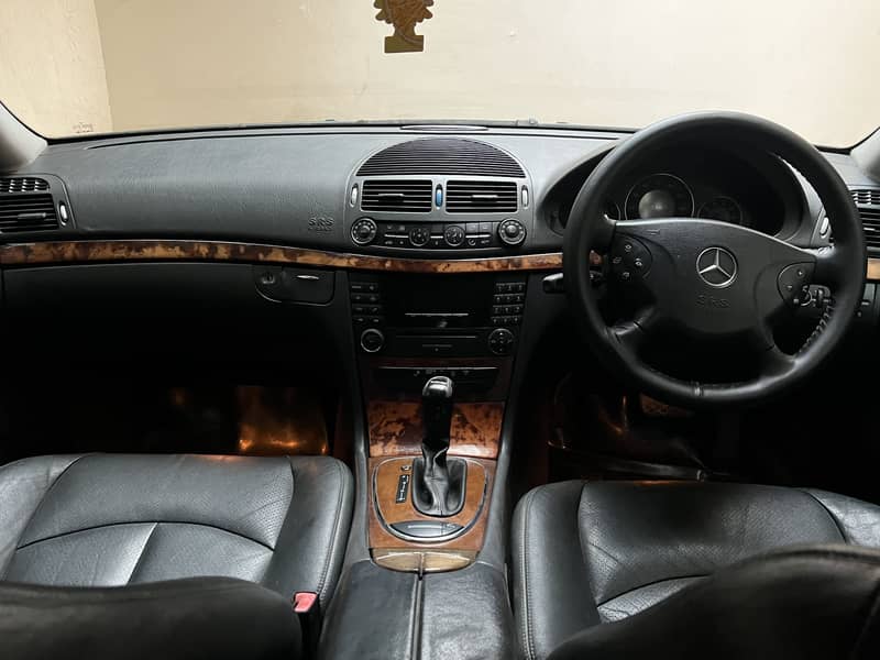 Mercedes E Class 2004 4