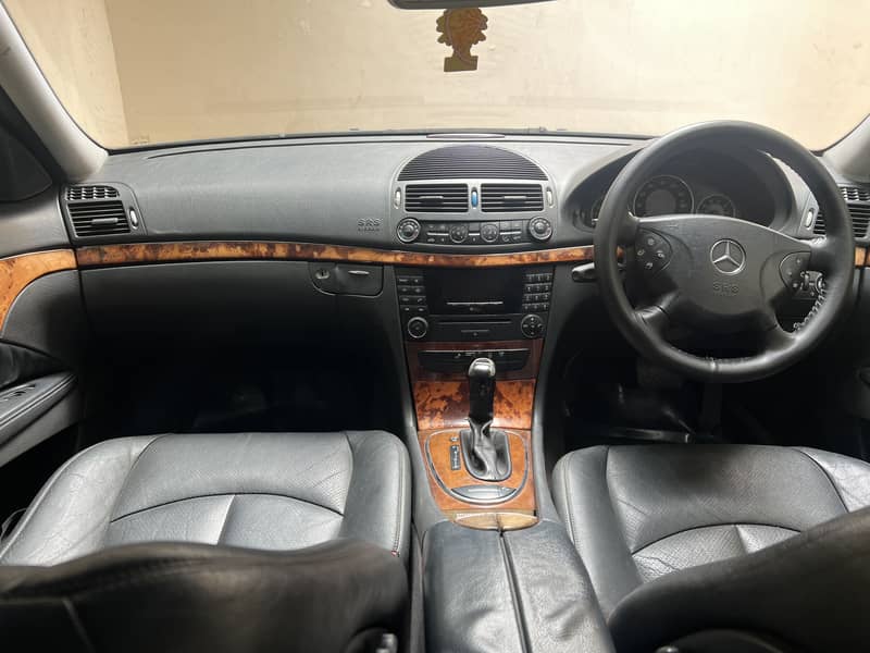 Mercedes E Class 2004 12