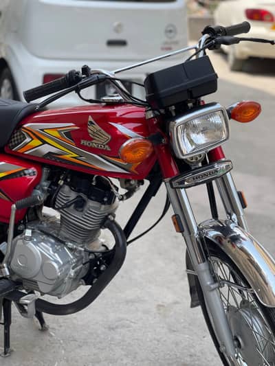 Honda CG125 2025 shpe