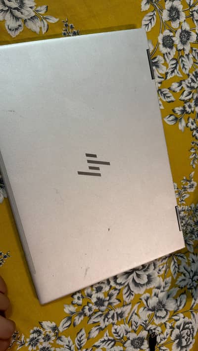 Hp spectre x360 i5 8th generation
