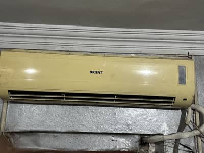 Orient 1.8 ton Ac with use of 6 months only