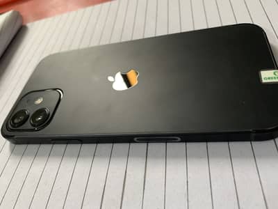 Apple iPhone 12
