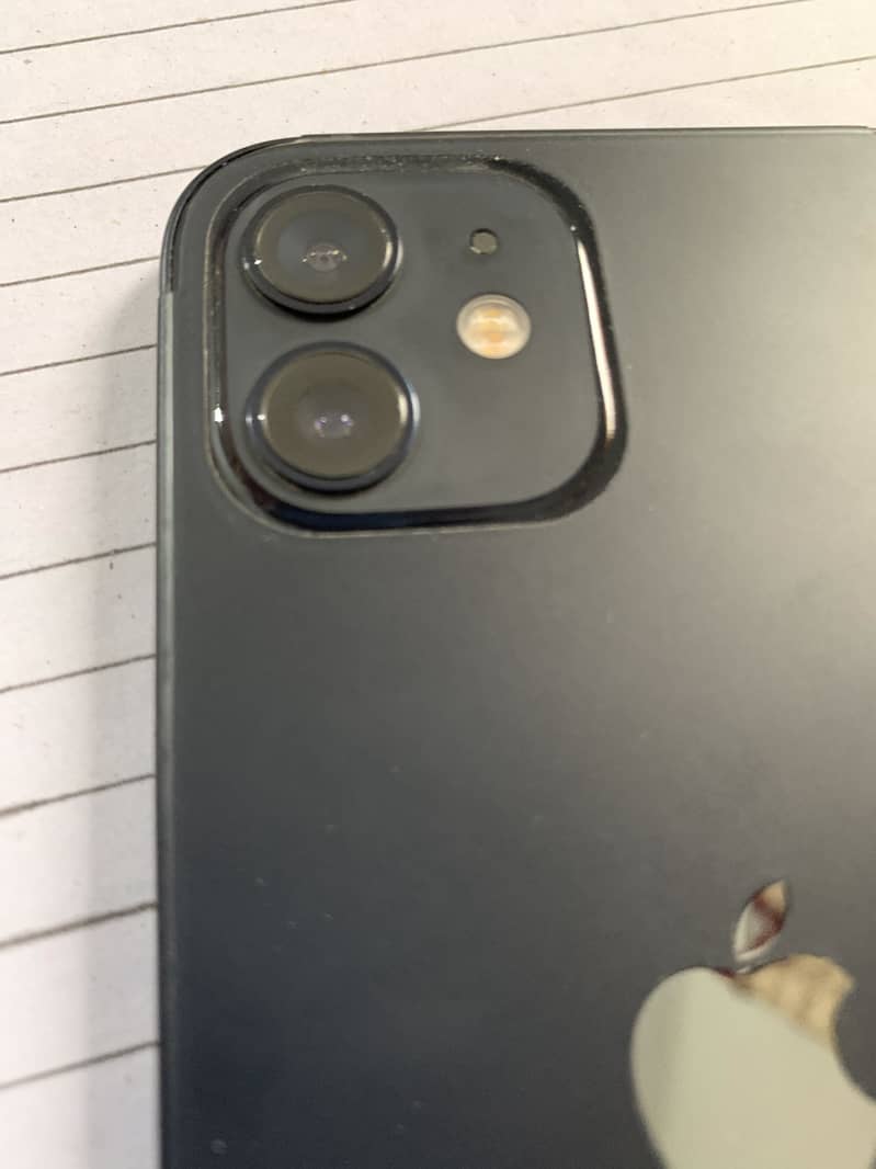 Apple iPhone 12 2